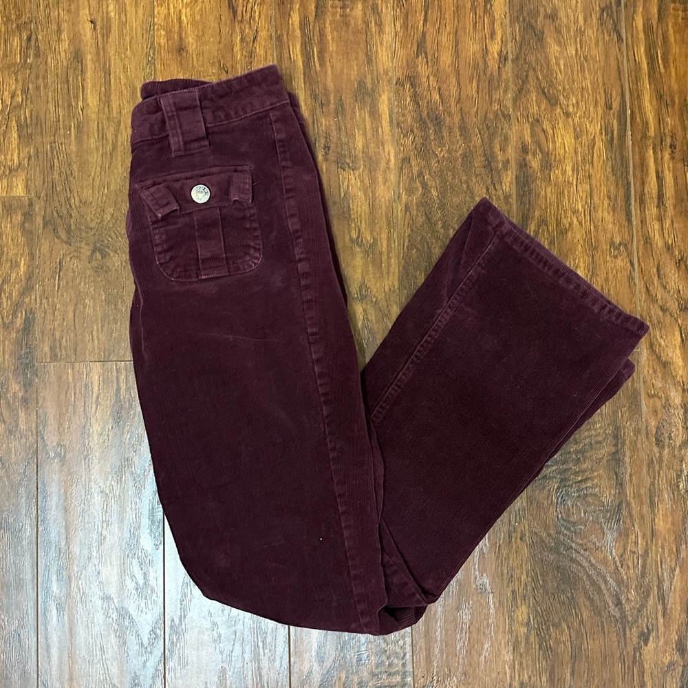 forever 21 maroon jeans !
